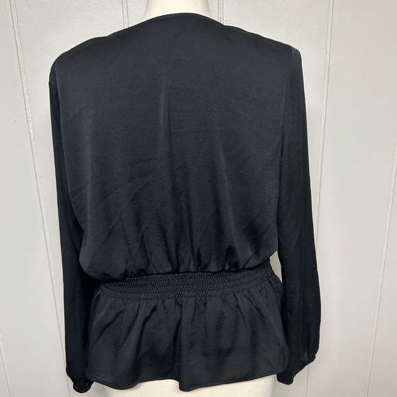 Express Black Women’s Top Large Tie Up - Picture 4 of 7